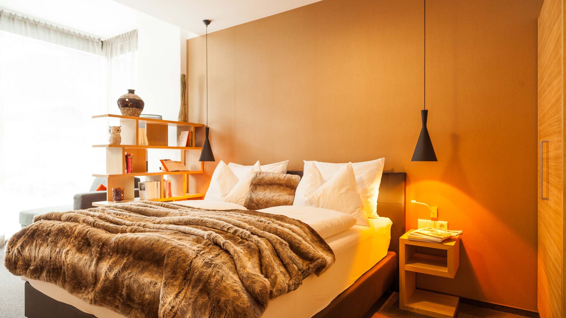 Deine Livin Lounge. Unsere Zimmer. Deine Livin Lounge. Unsere Zimmer.